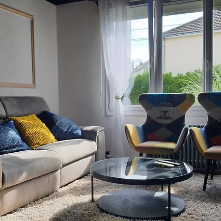 La Maison Ocre - Turquoise Homestay